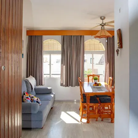 アパート Silvia - Rooftop Terrace, Sea View, Apartment, Perfect Location