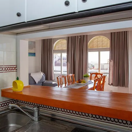 Silvia - Rooftop Terrace, Sea View, Apartment, Perfect Location * Torremolinos